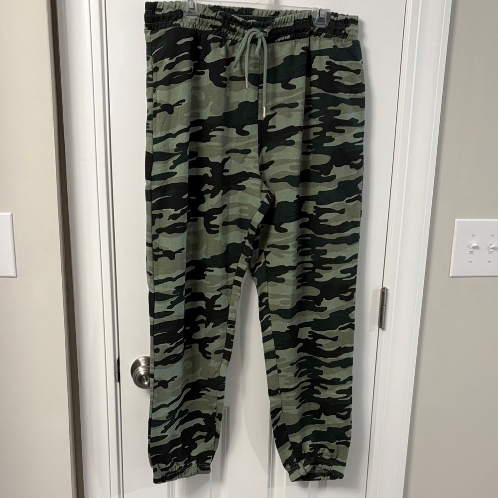 Camouflage Jogger Pants, Never Worn!